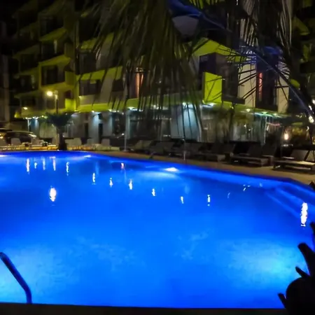 Luxury Large Family - Piscina Plaja Alezzi Năvodari